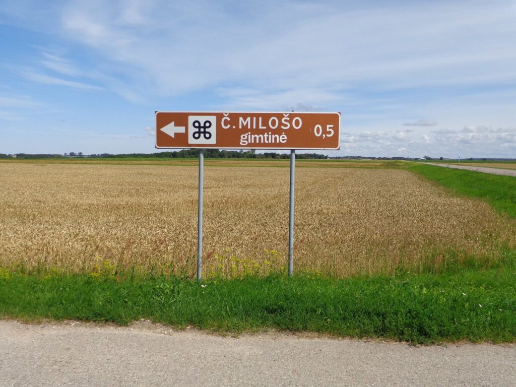 Czesław Miłosz i jego dom rodzinny 5 Ostatnie metry dzielące od Szetejni.